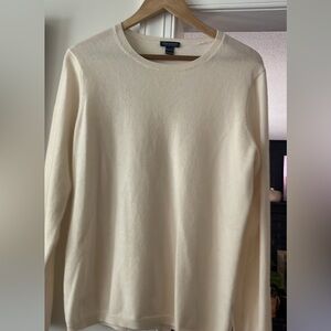 Doncaster Winter white Cashmere sweater